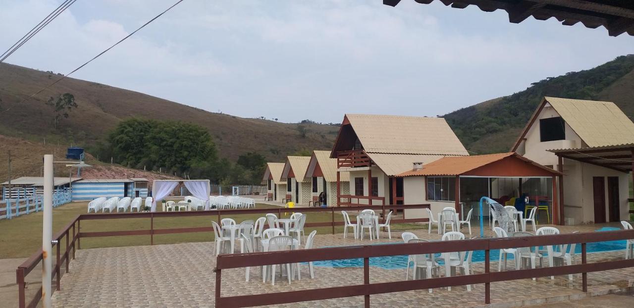 Pousada Recanto Feliz Carvalhos Mg Экстерьер фото